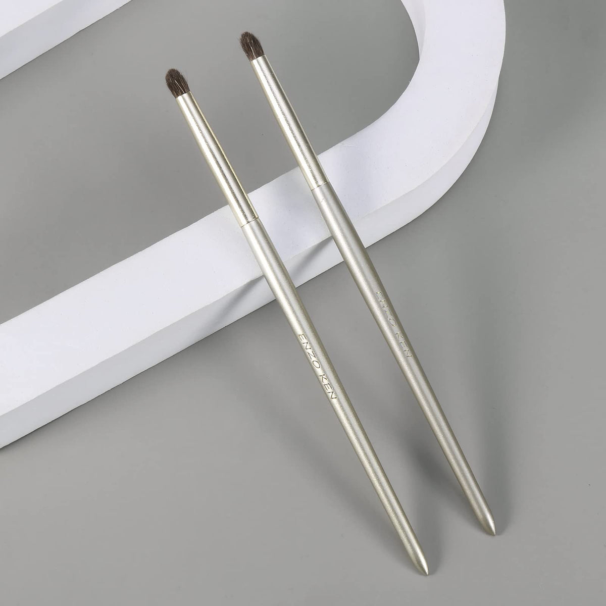 Natural Pony Hair Eye Shadow Blending Brush for Precise Makeup
