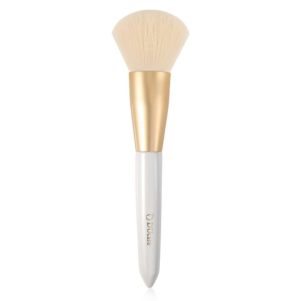 Large Fluffy Makeup Powder Brush with Soft Synthetic Bristles