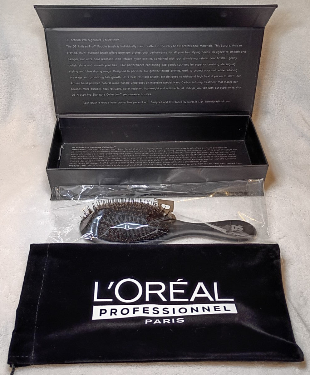 Luxury Pro Oval Hair Brush with Wooden Handle & Velour Pouch – Precision Styling Tool