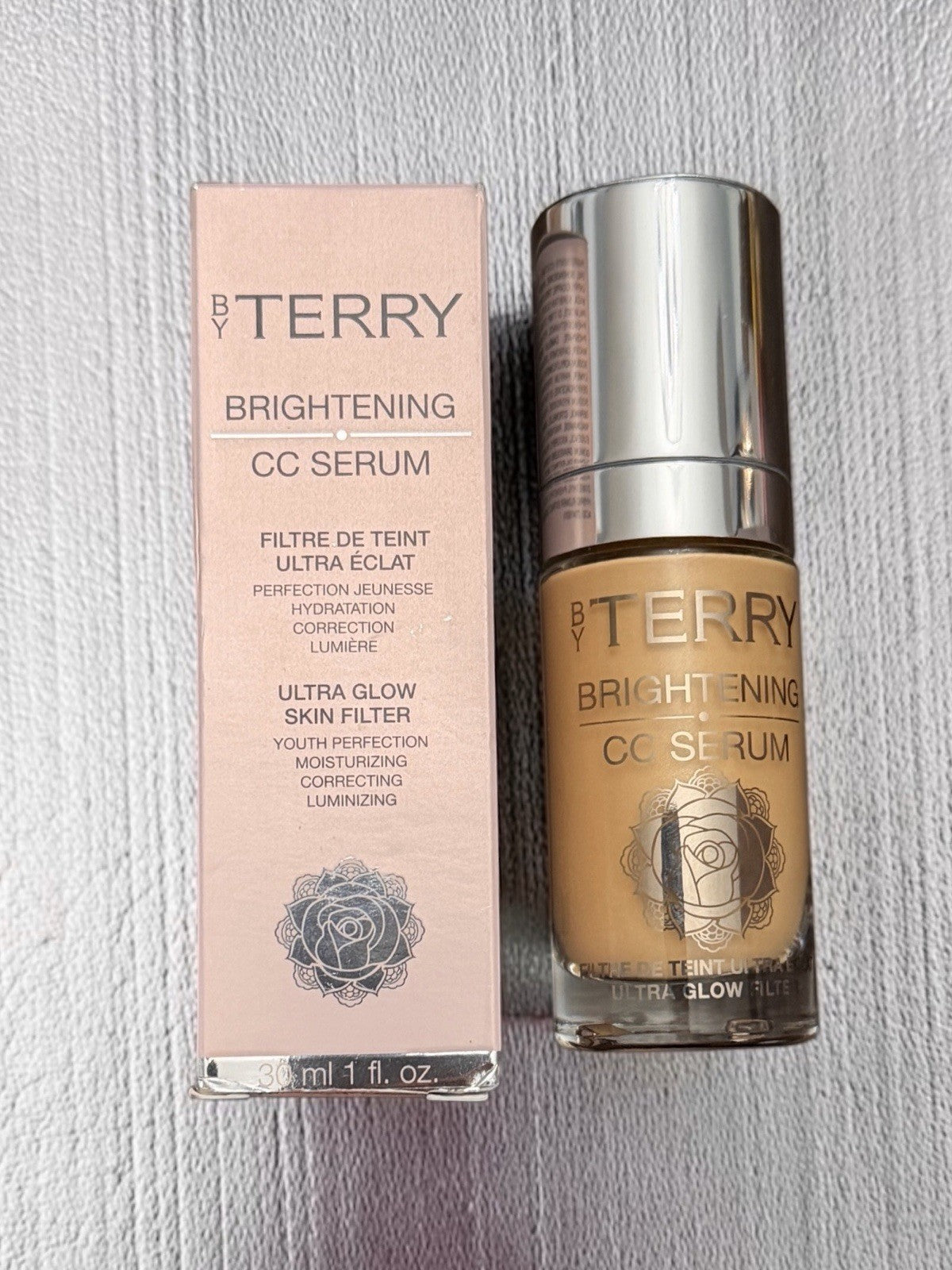 Brightening CC Serum for Glowing Skin - Apricot Light, 30ml