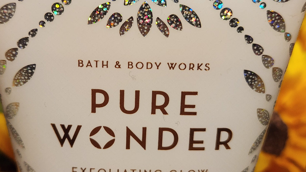 Bath & Body Works PURE WONDER Exfoliating Glow Scrub 8 oz. Lot of 4