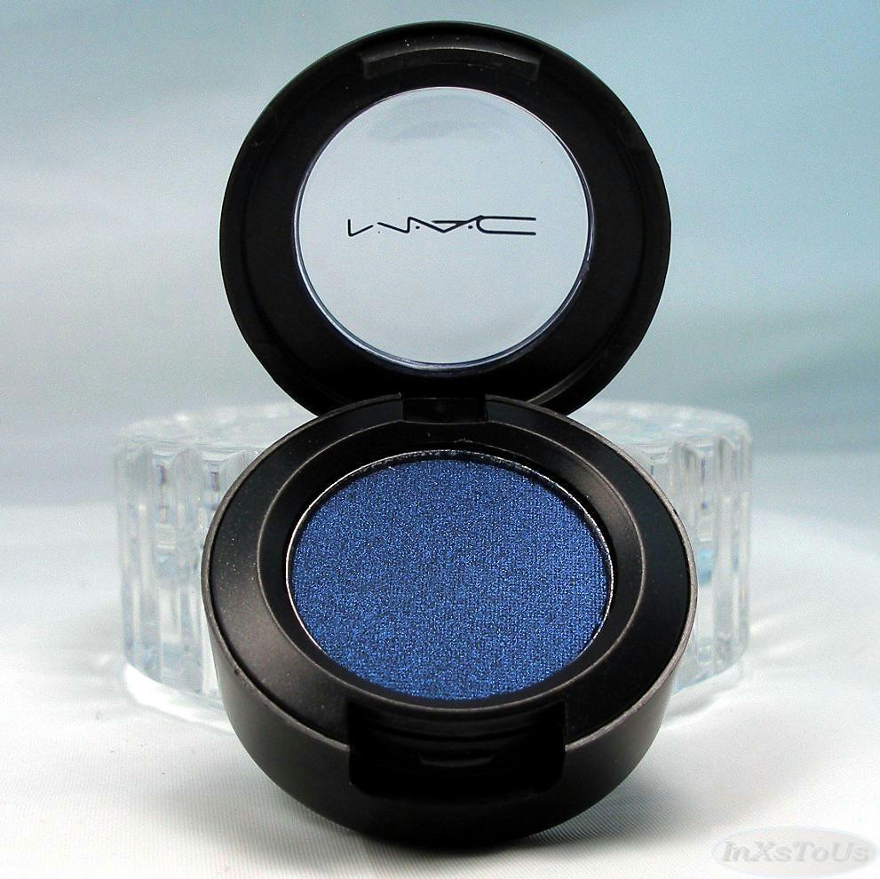 MAC Veluxe Pearl Eye Shadow in Flashtrack - Discontinued Bright Midnight Blue with Silver Reflects, Full Size