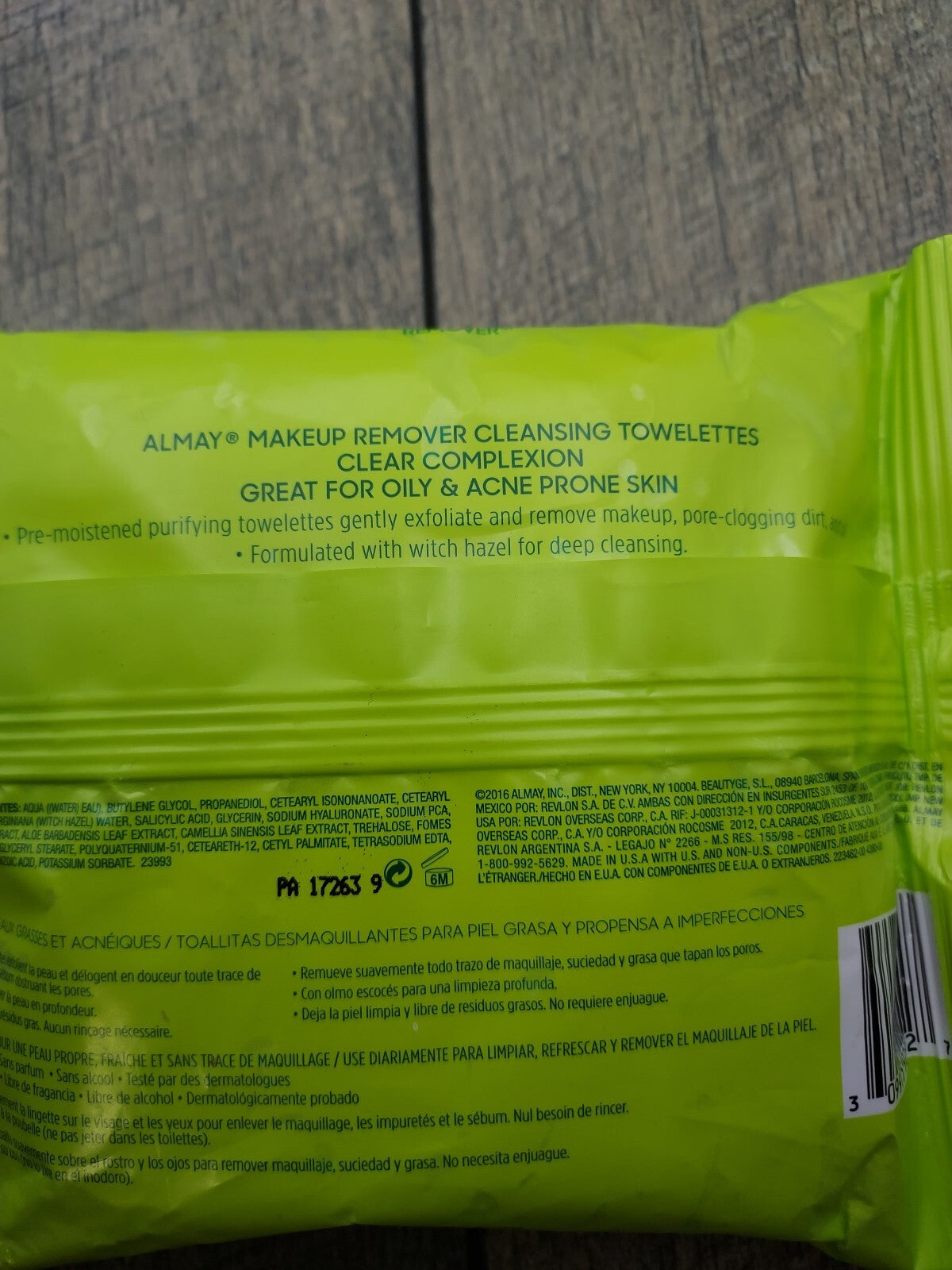 Makeup Remover Cleansing Towelettes for Oily & Acne-Prone Skin — 25 Count