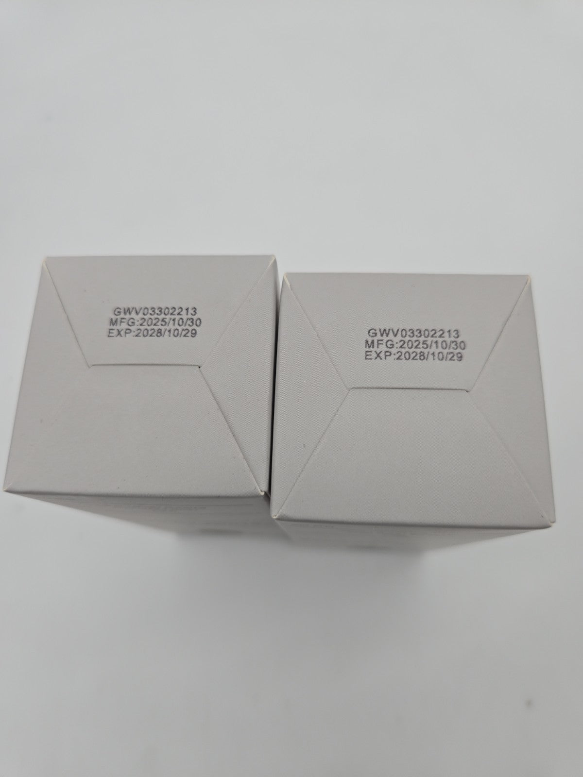 Men's Hair Styling Powder for Volume & Dry Hair Look - Easy Application