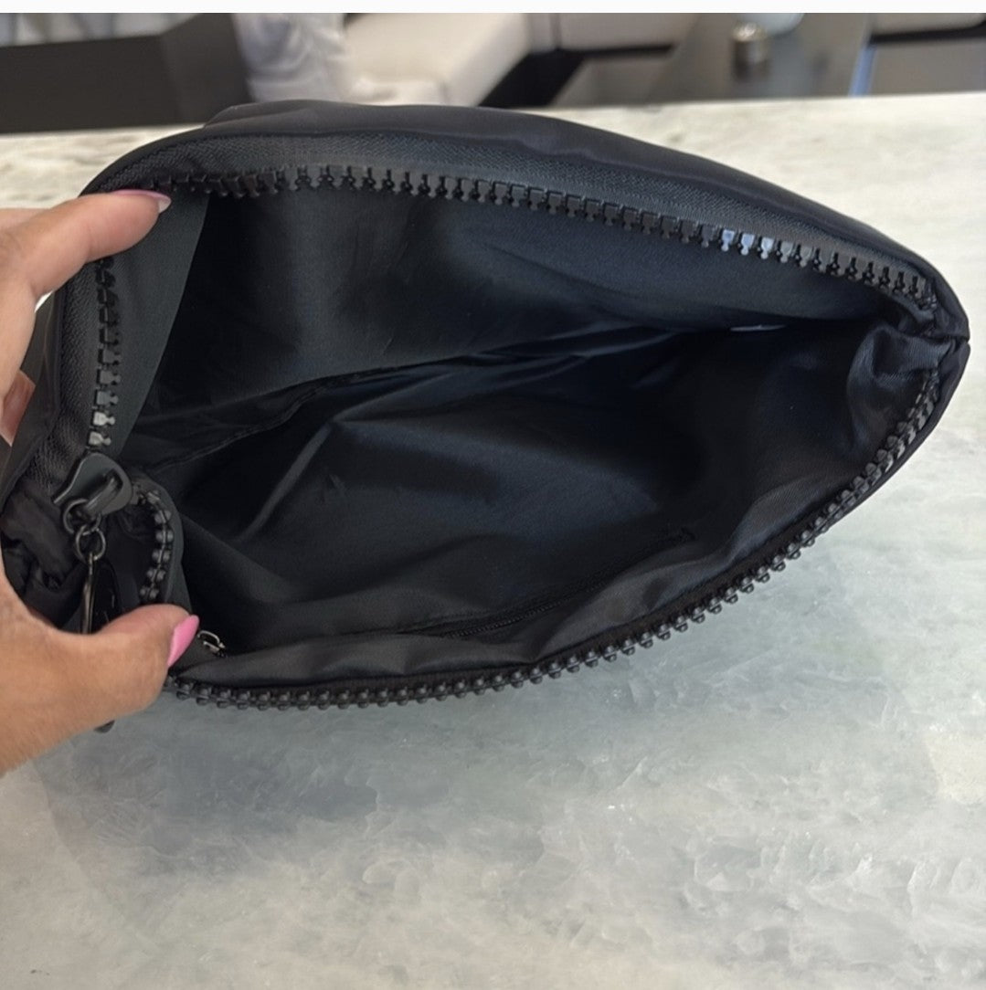 Black Puffy Makeup Bag Clutch Cosmetic Case - Unbranded
