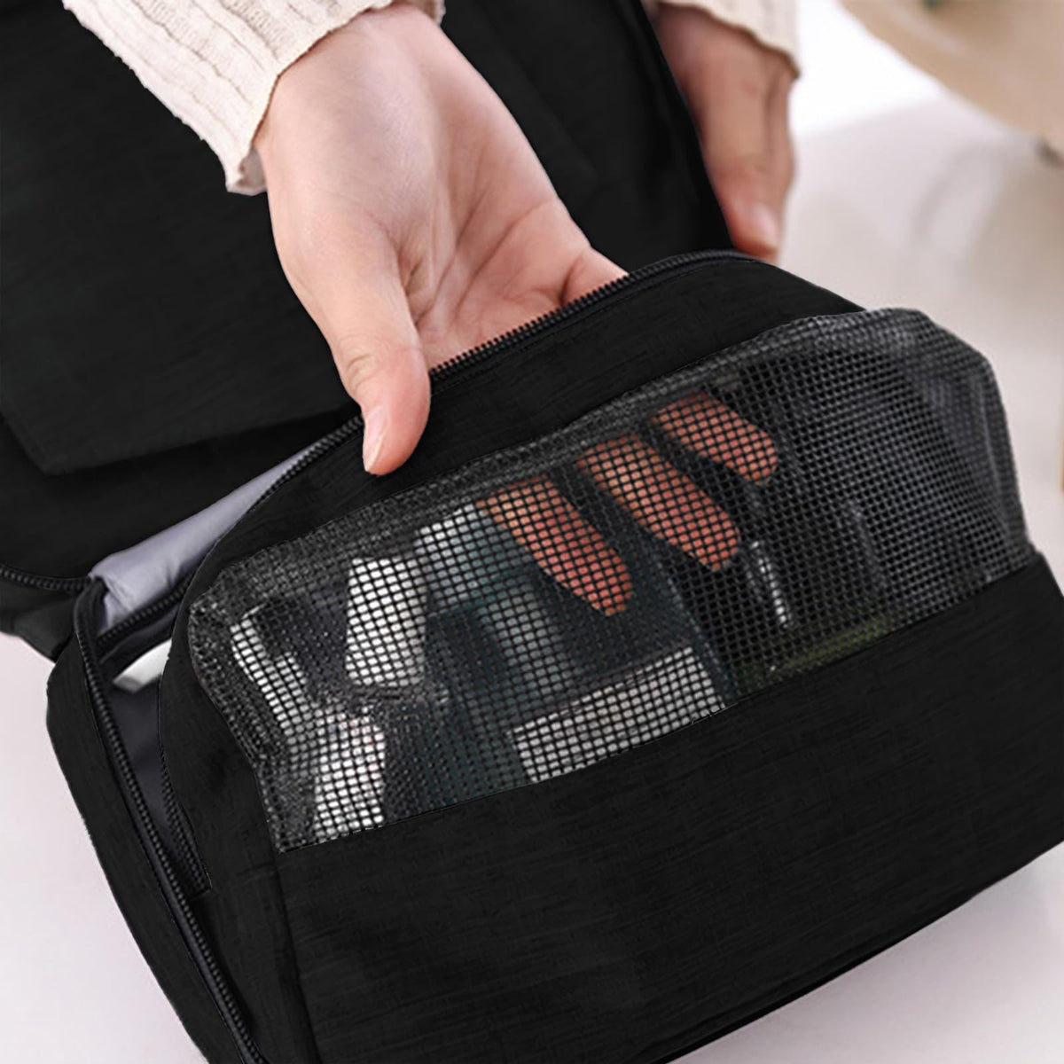 Large Travel Toiletry Bag Hanging Organizer – Waterproof Nylon, 9x3x6 in, Black