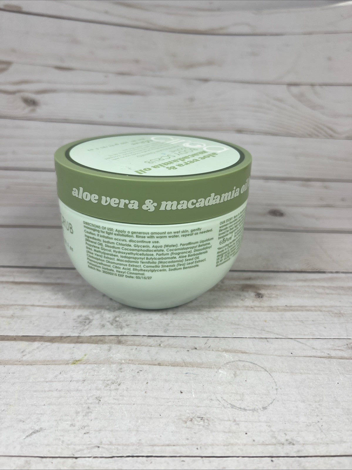 Ciroa Aloe Vera & Macadamia Oil Body Scrub Soothe 21.1oz