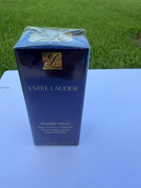 Long-Wear Foundation with Matte Finish - Full Coverage, Oil-Free, Transfer-Resistant, Discontinued Old Formula