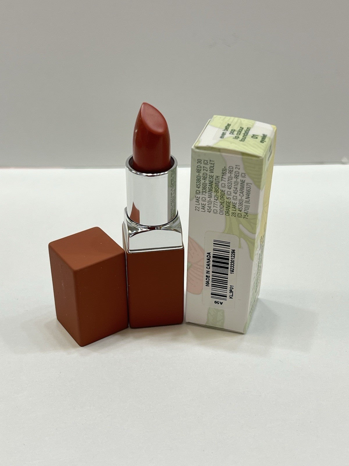 Clinique Even Better Pop Lipstick Lip Colour 01 Eyelet - Bright, Long-Wear Lip Color