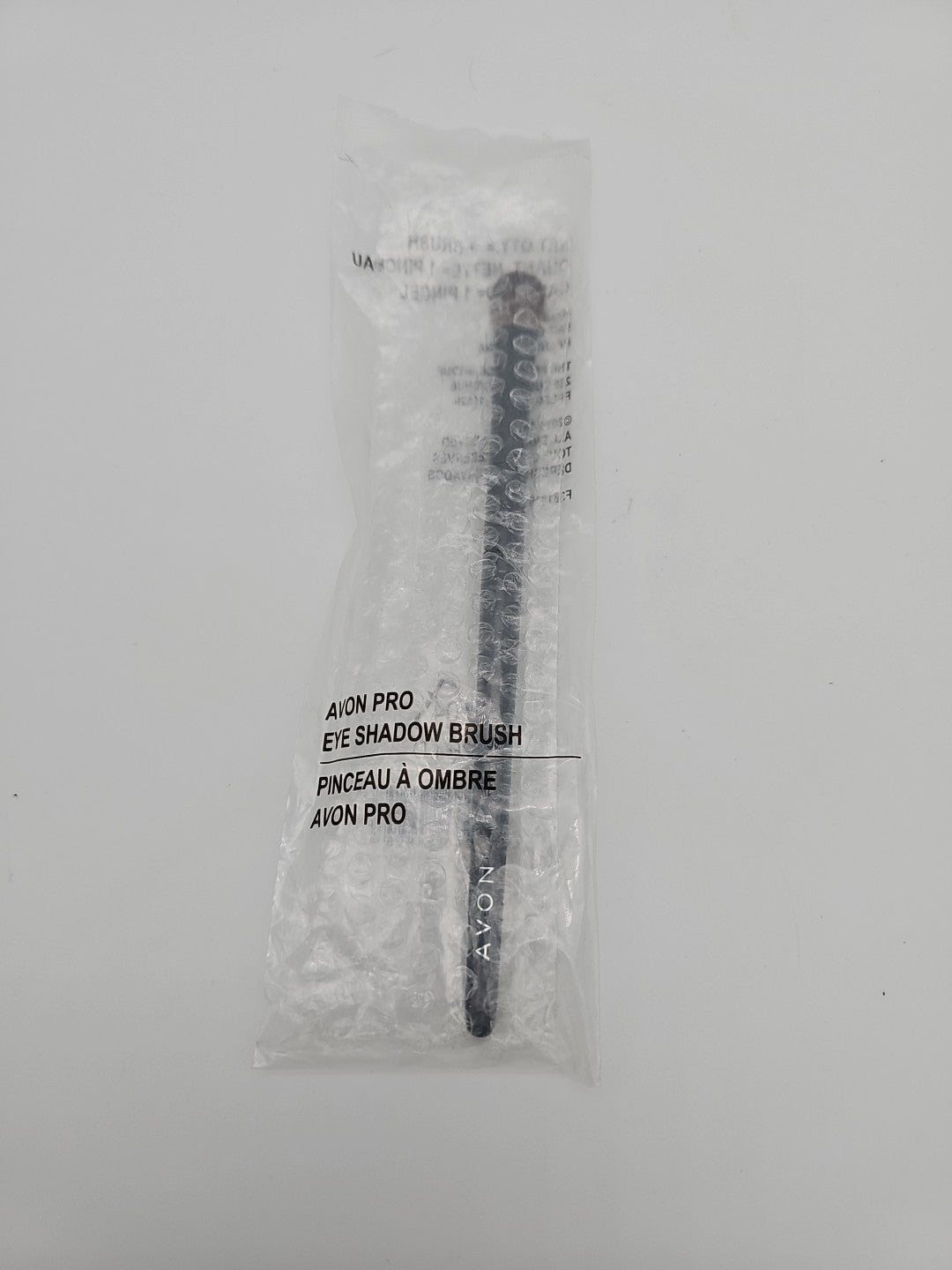 Avon Pro Eyeshadow Makeup Brush - Eye Makeup Tool
