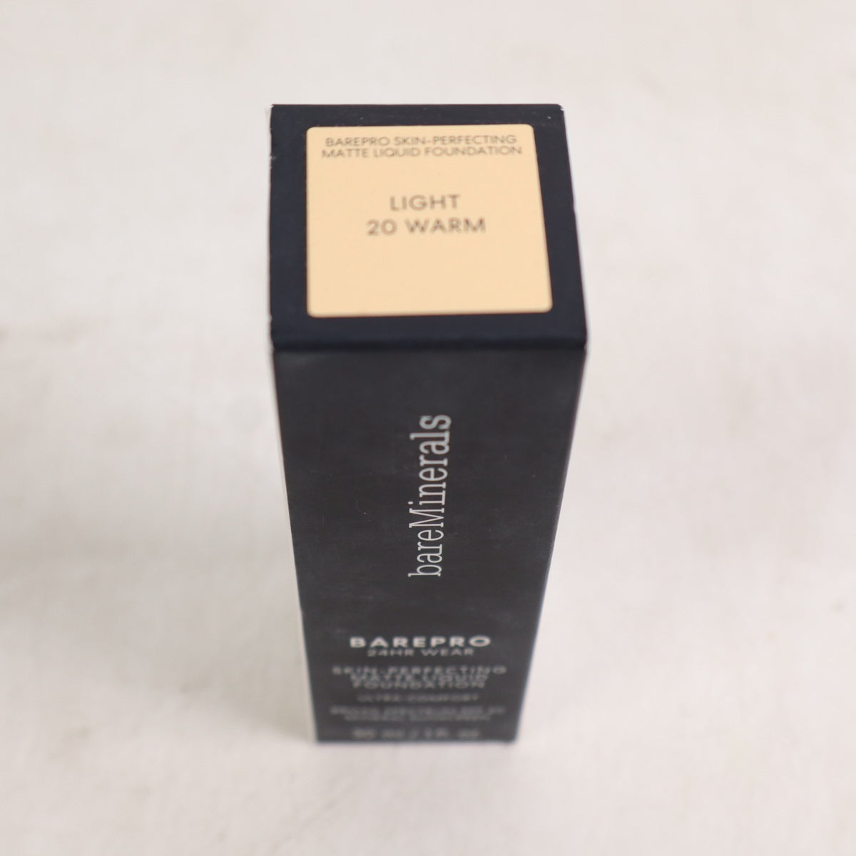 BareMinerals BAREPRO 24HR Matte Liquid Foundation Light 20 Warm SPF Exp 07/2025