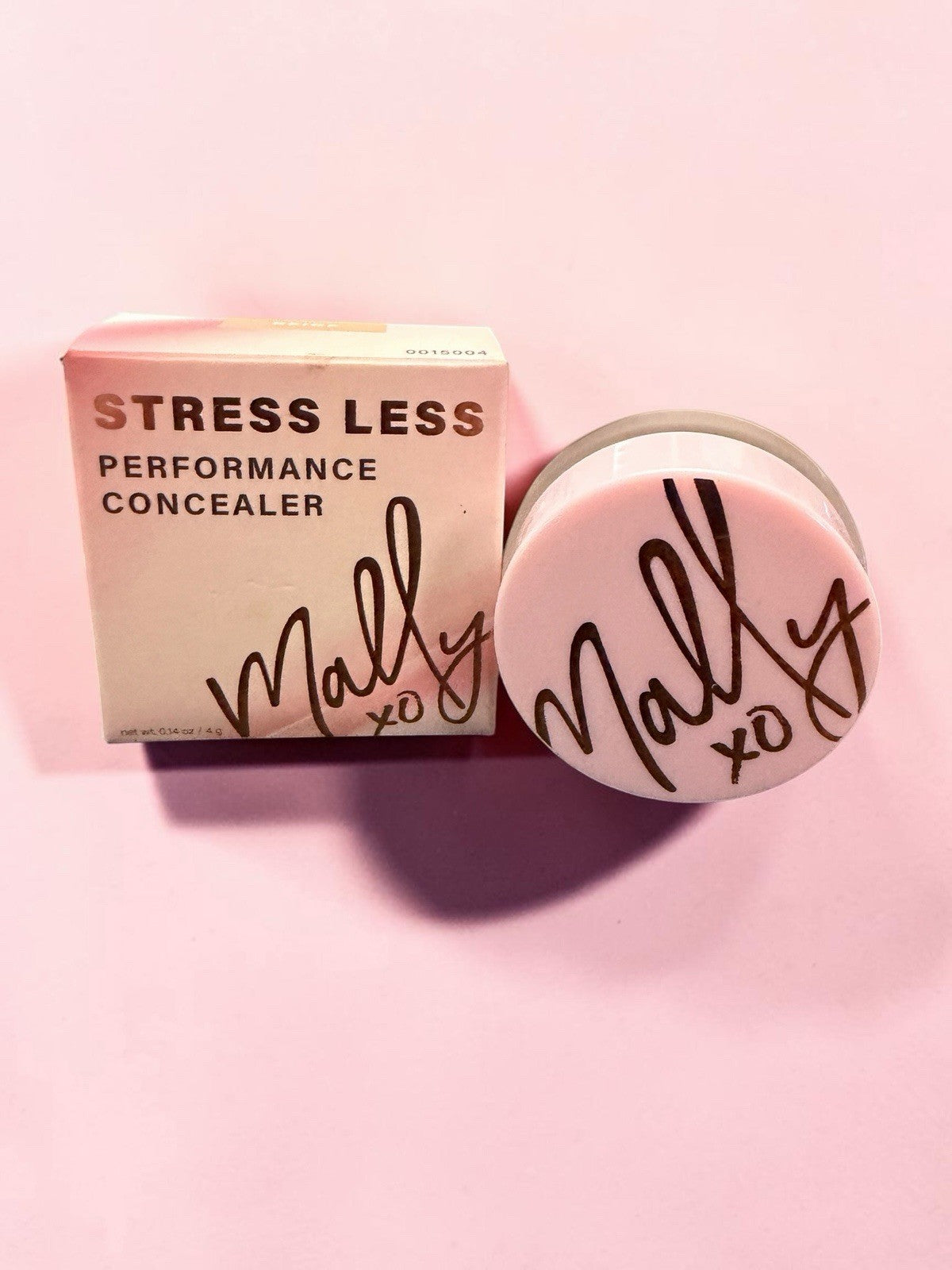 Buildable Medium Concealer for Wrinkles & Blemishes - 0.14 oz