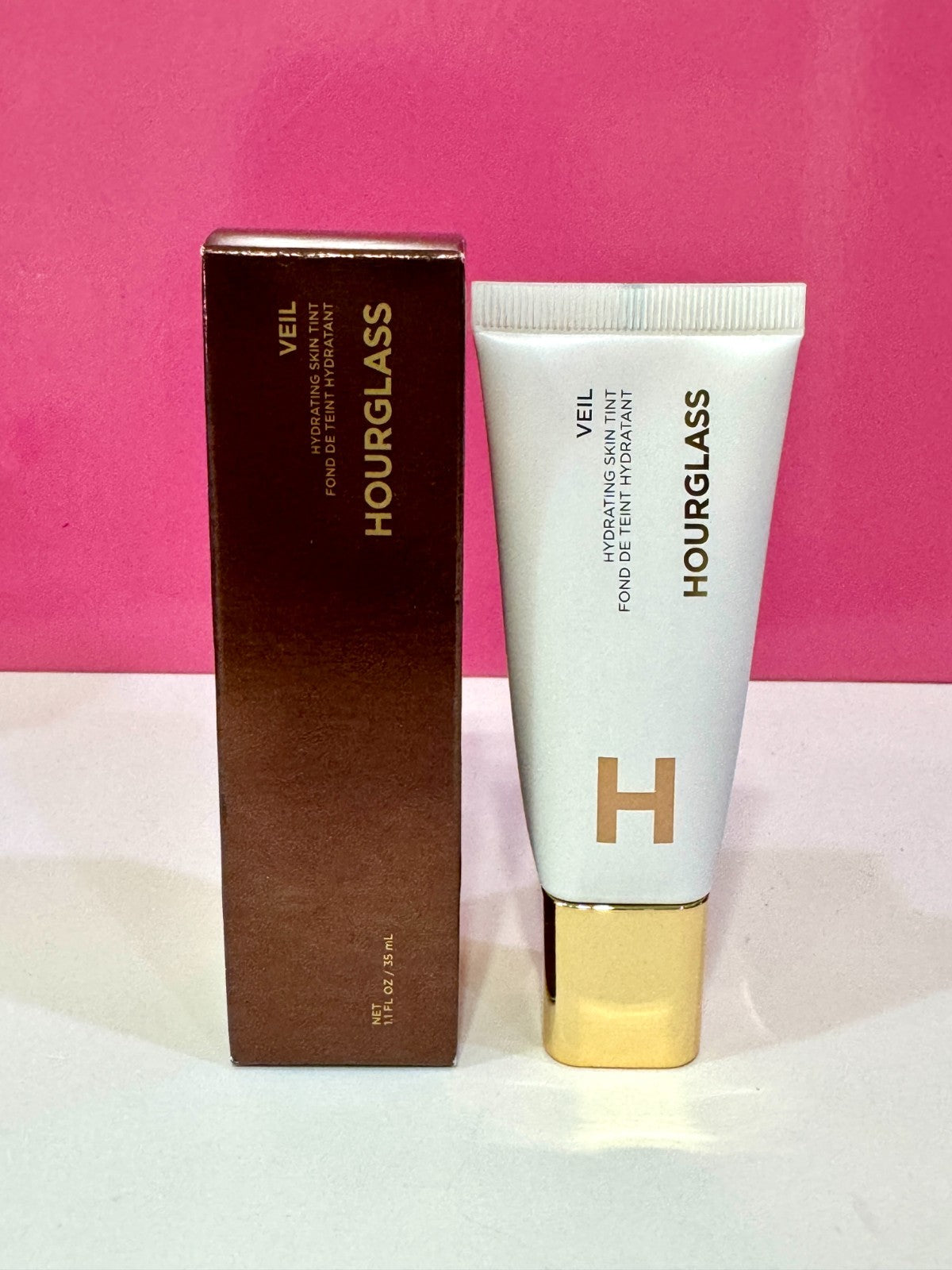 Hydrating Skin Tint with SPF - 35ml/1.1oz, Multiple Shades Available
