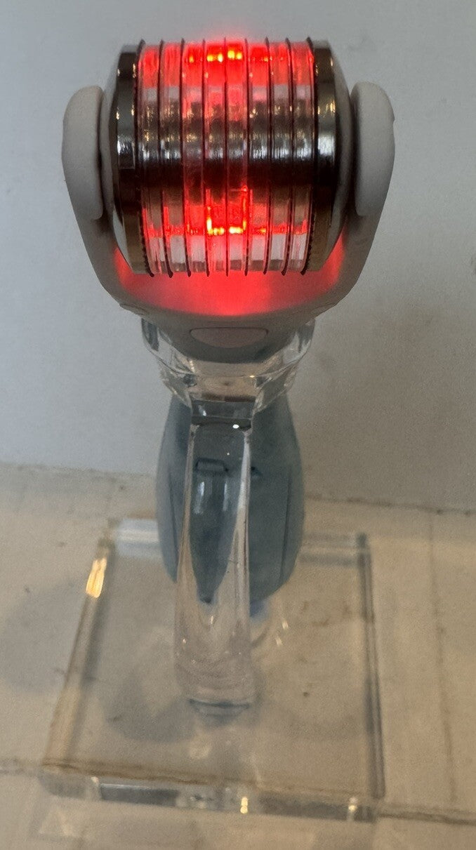 Microtip Face Tool with Battery and Stand - Micro-Needling Regeneration Device