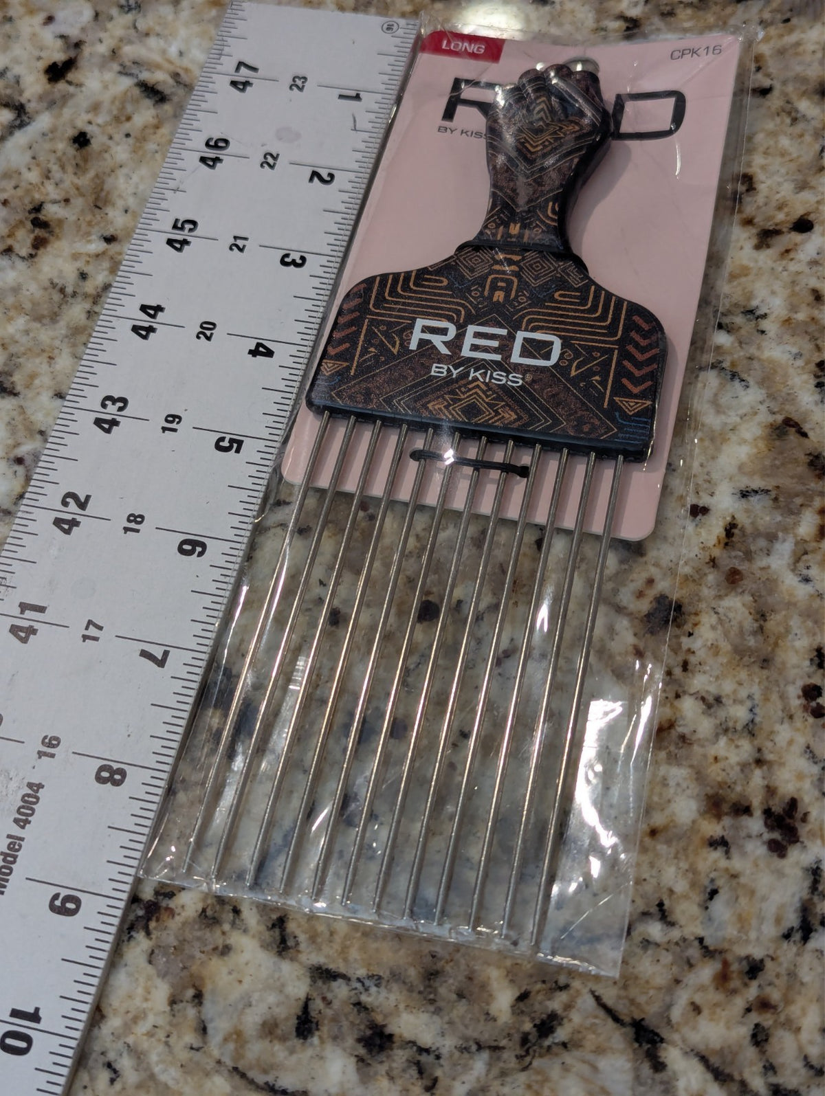 Red by Kiss Soul Pik Detangle & Lift Long Comb CPK16 pick