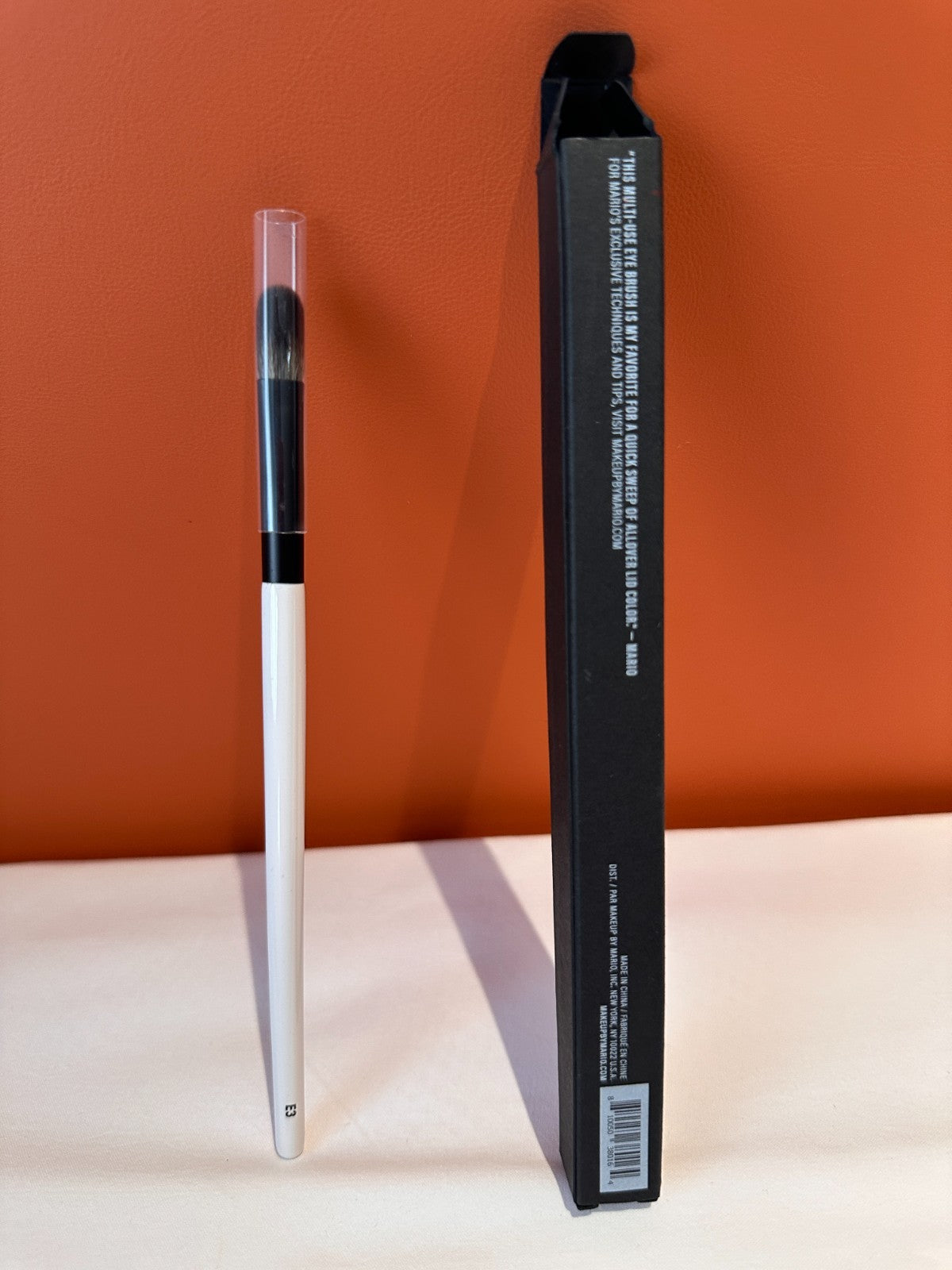 Eyeshadow Blending Brush - Fluffy Tapered Vegan Makeup Brush for Eye Looks