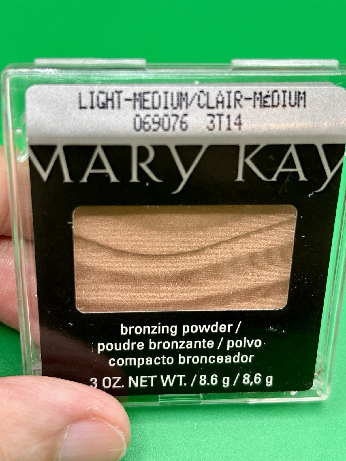 Mary Kay Bronzing Powder Light-Medium Discontinued Makeup