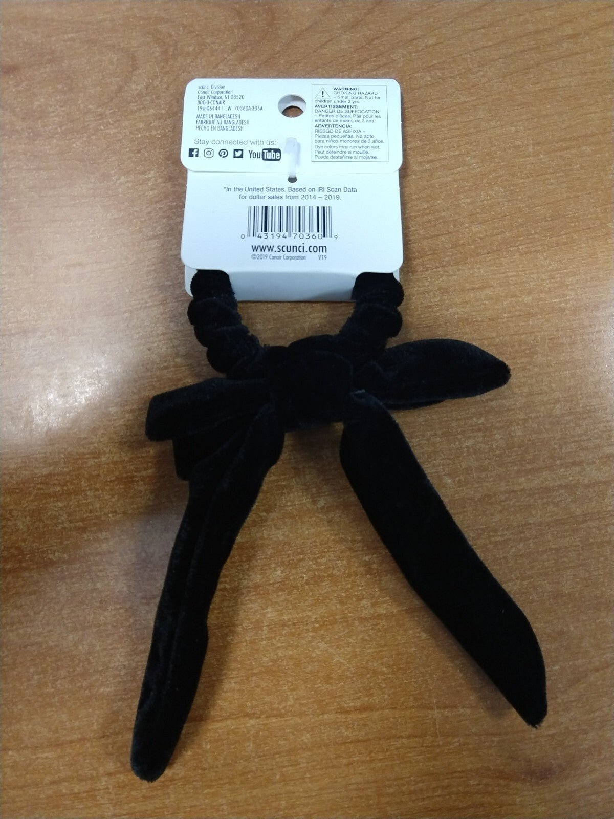 6 Pack: SCUNCI Everyday Velvet Bowtie Scrunchie Hair Accessory Black