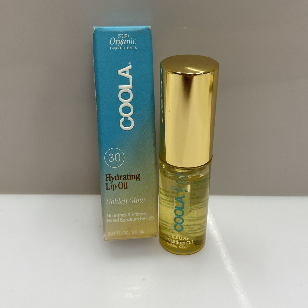Organic Lip Oil with Golden Glow - Hydrating Lip Treatment, 0.11 Fl Oz