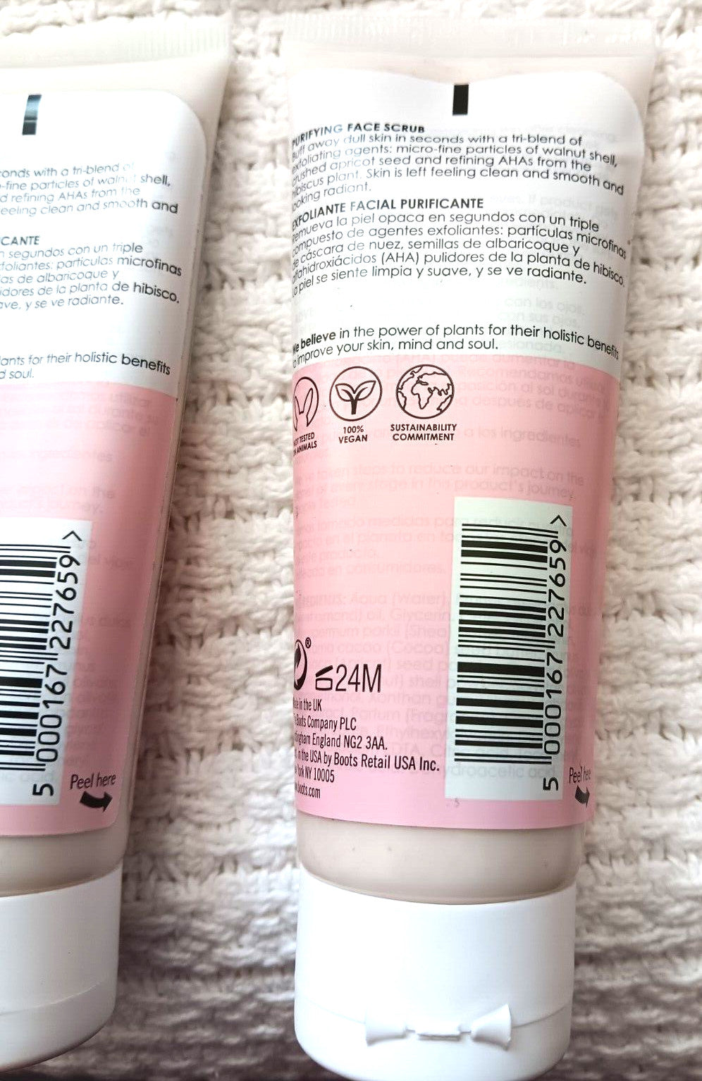 Hibiscus Face Scrub & Sheet Mask Set for Skin Refreshing - Botanics