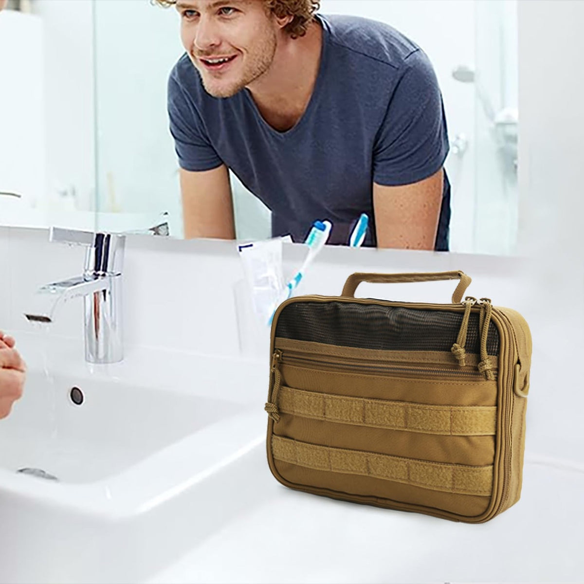 Men's Travel Toiletry Bag with Multiple Compartments & Hanging Design
