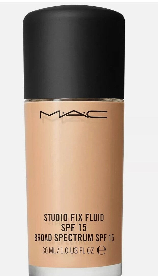 MAC NC42 Studio Fix Fluid SPF 15 Foundation 1 Fl Oz - Matte Finish, Buildable Coverage