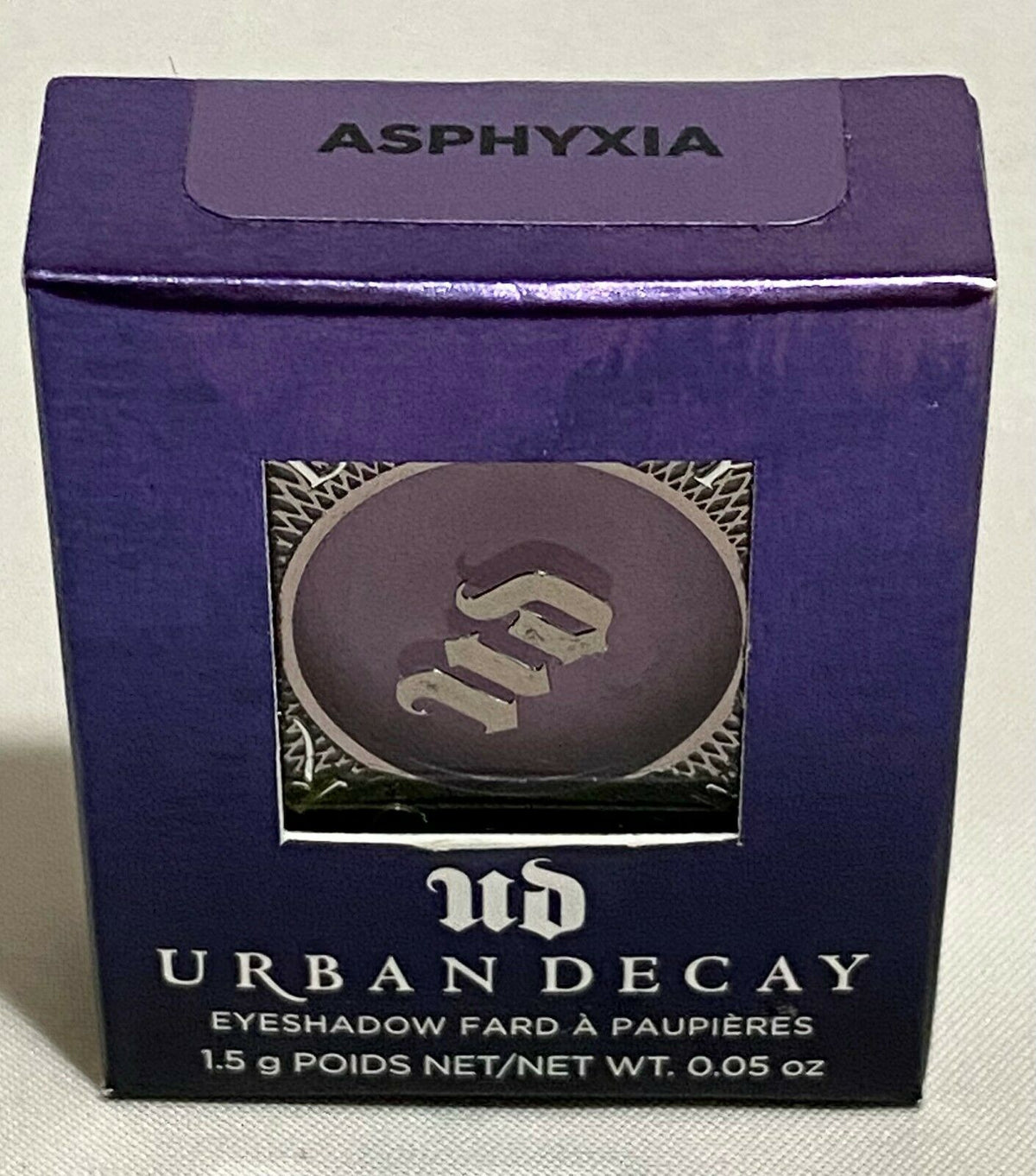 Urban Decay Eyeshadow Palette - Multiple Shades in Velvety Finish, 0.05oz