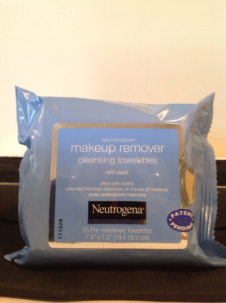 Neutrogena Makeup Remover Facial Cleansing Towelettes Alcohol-Free 25 Count