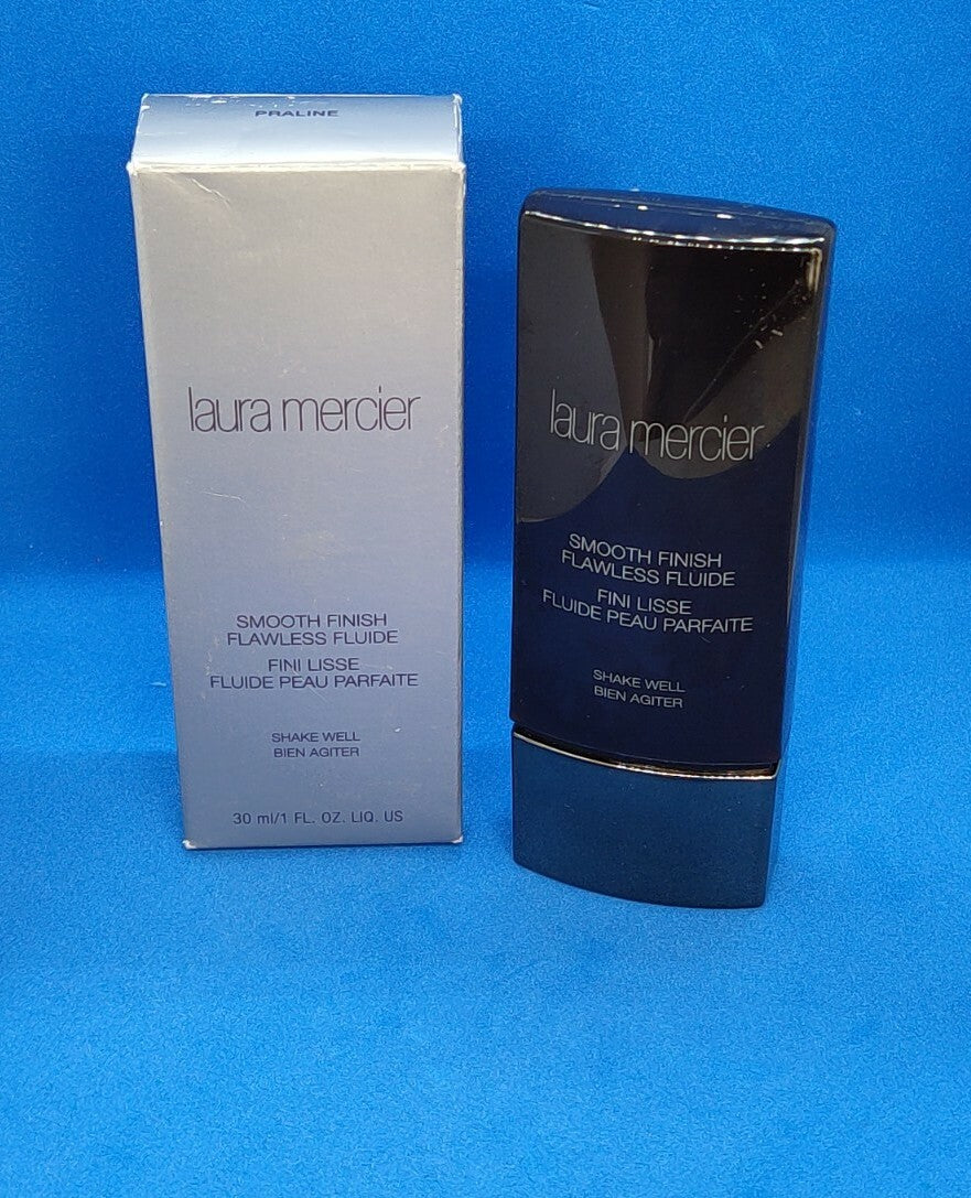 Liquid Foundation PRALINE 1 oz - Flawless, Sheer Coverage for Natural Skin Tone