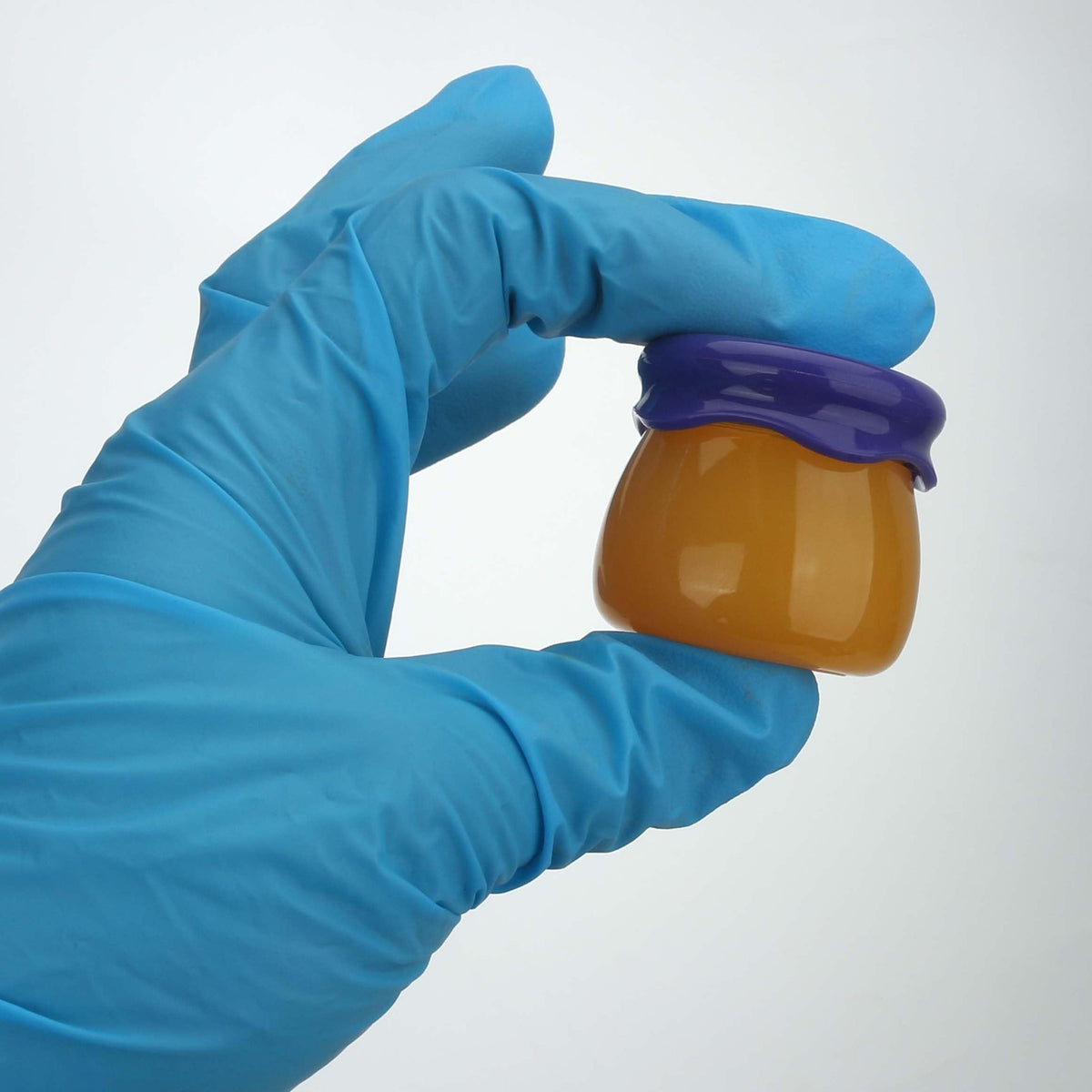 20 Pack 6g Plastic Honey Pot Jars for Lip Balm and Cosmetics