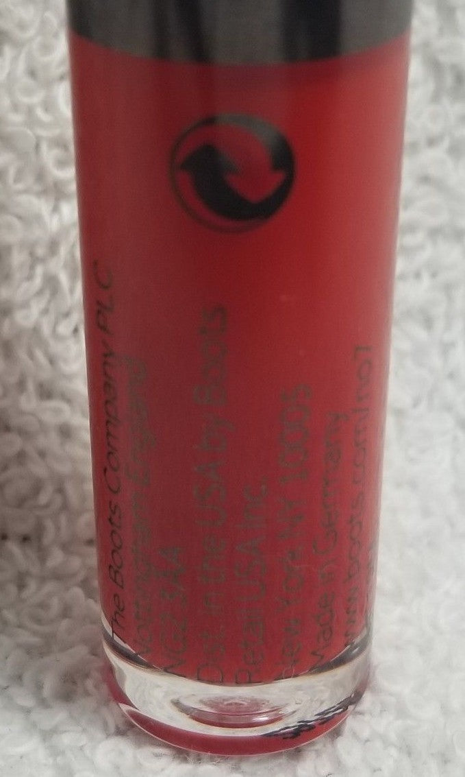 No7 High Shine Lip Gloss Roaring Red Limited Edition Travel Size