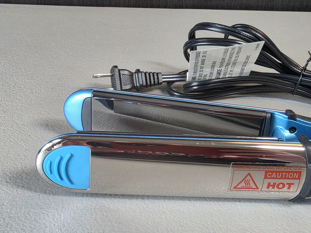 Nano Titanium Styling Iron 1.5 Inch Stainless Steel Flat Iron 465°F