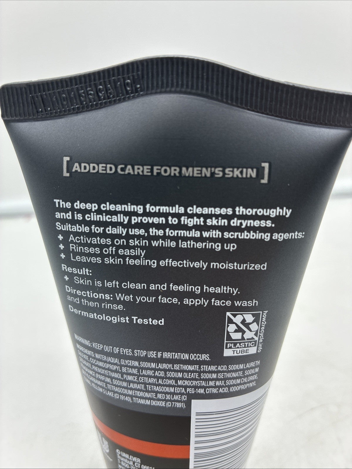 LOT OF 4--Dove Men + Care Face Scrub DEEP CLEAN Each is 5oz. FREE