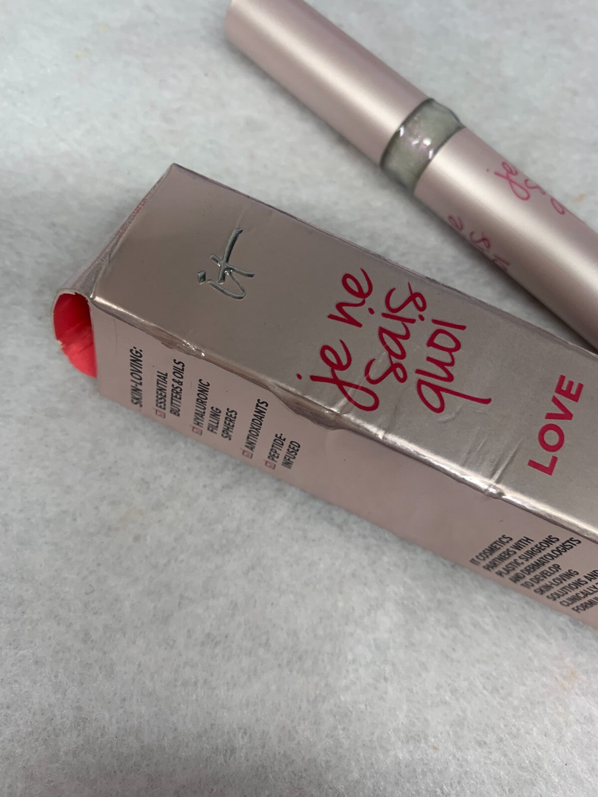 Lip Serum - Hydrating Lip Treatment with Love Amour - 0.057 fl oz