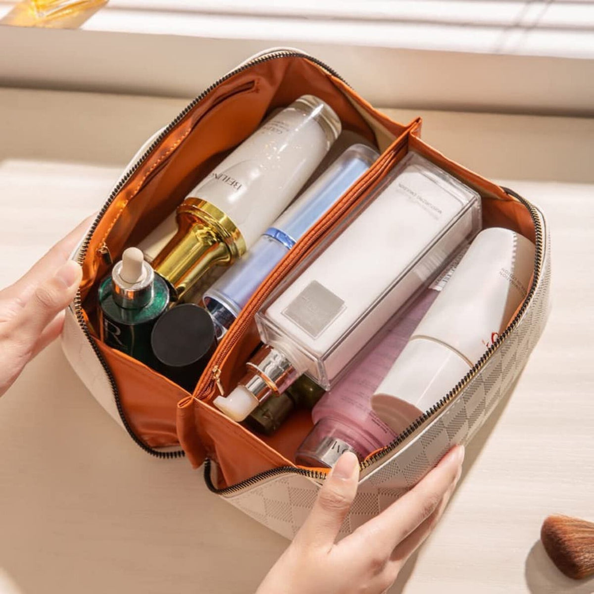 Large Capacity Travel Makeup Bag with Divider & Waterproof PU Leather