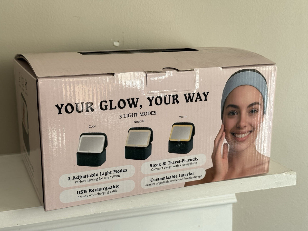 Lighted Makeup Case with USB-C Charging & LED Mirror - Portable Travel Vanity