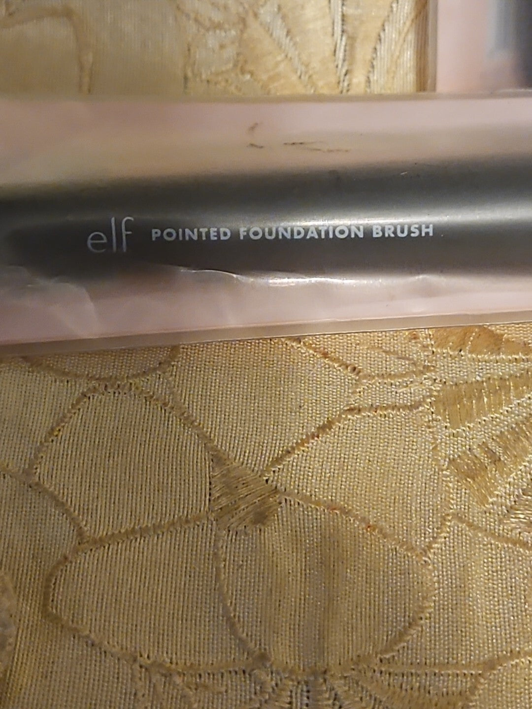 Set of 2 Pointed Foundation Makeup Brushes - Precise Liquid, Cream & Powder Application