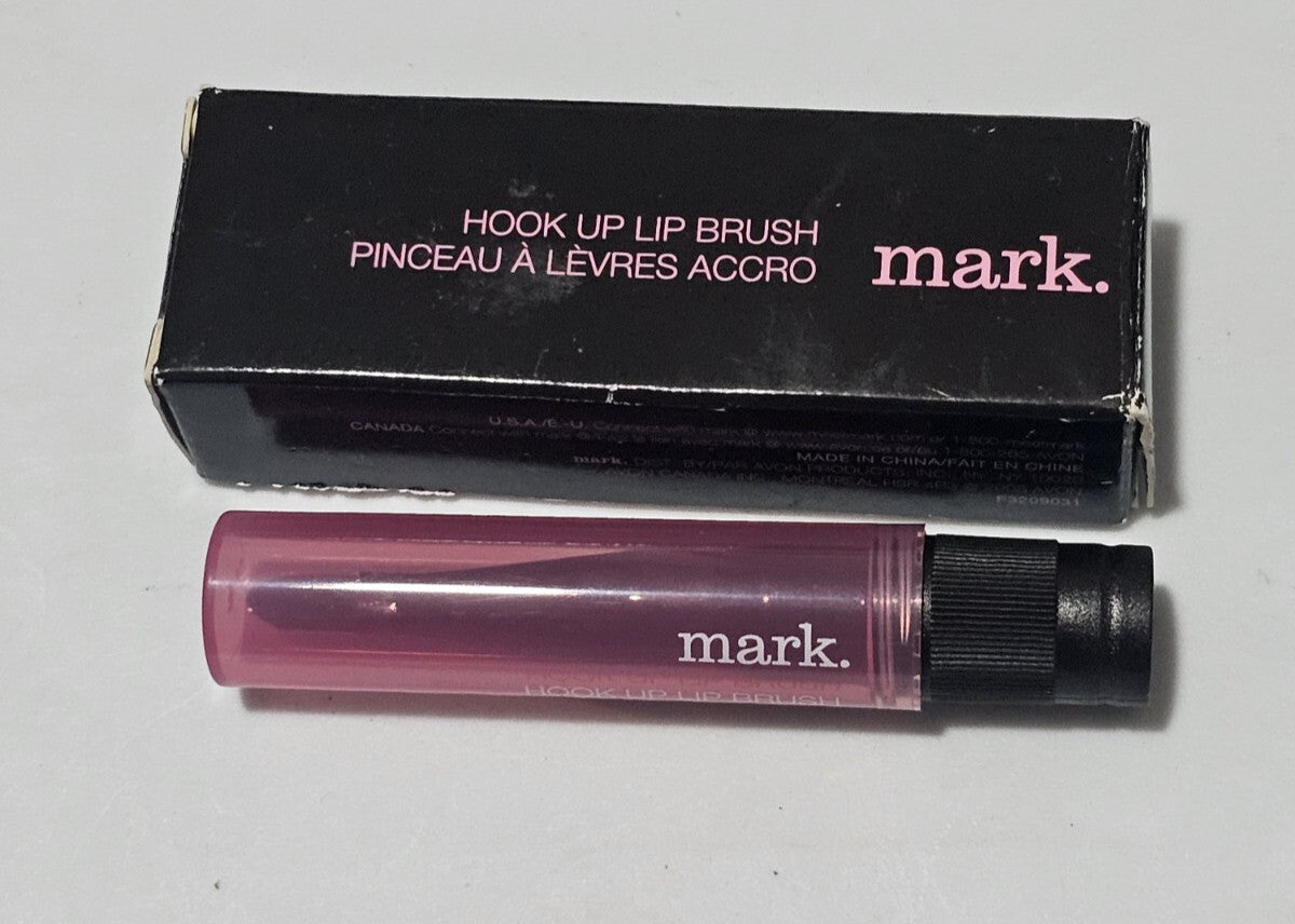 Lip Brush for Makeup & Lipstick Application - Lip Makeup Tool