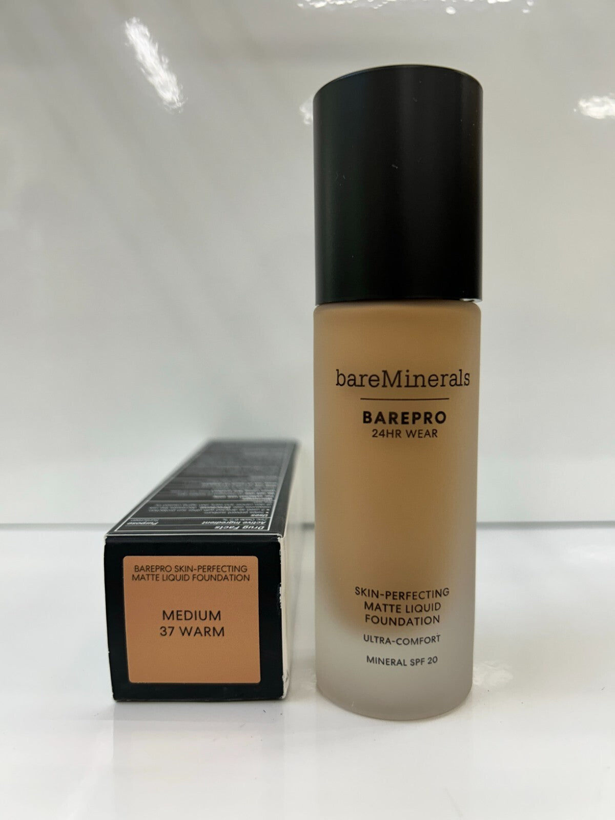 BareMinerals BarePRO 24HR Matte Liquid Foundation - Full Coverage, SPF 20