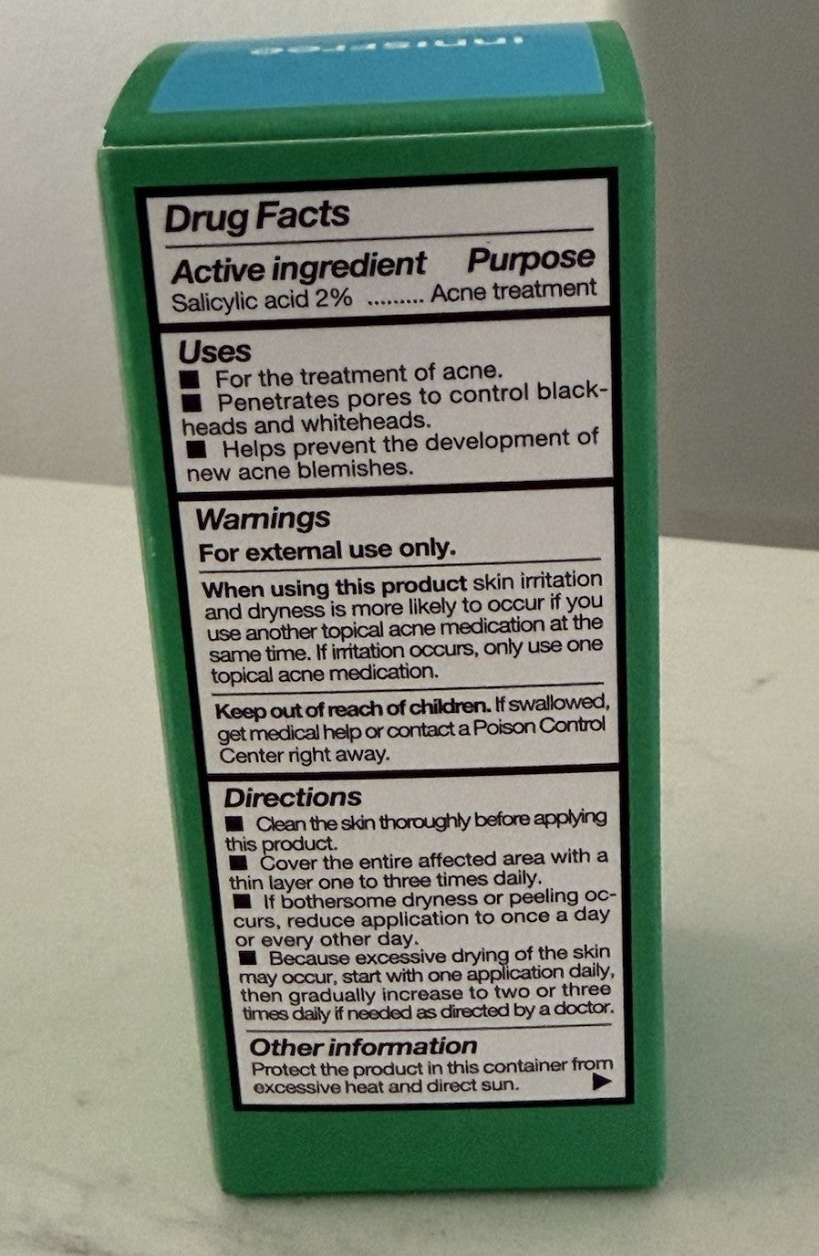 Gentle Retinol Salicylic Acne Serum with Green Tea for Clear Skin