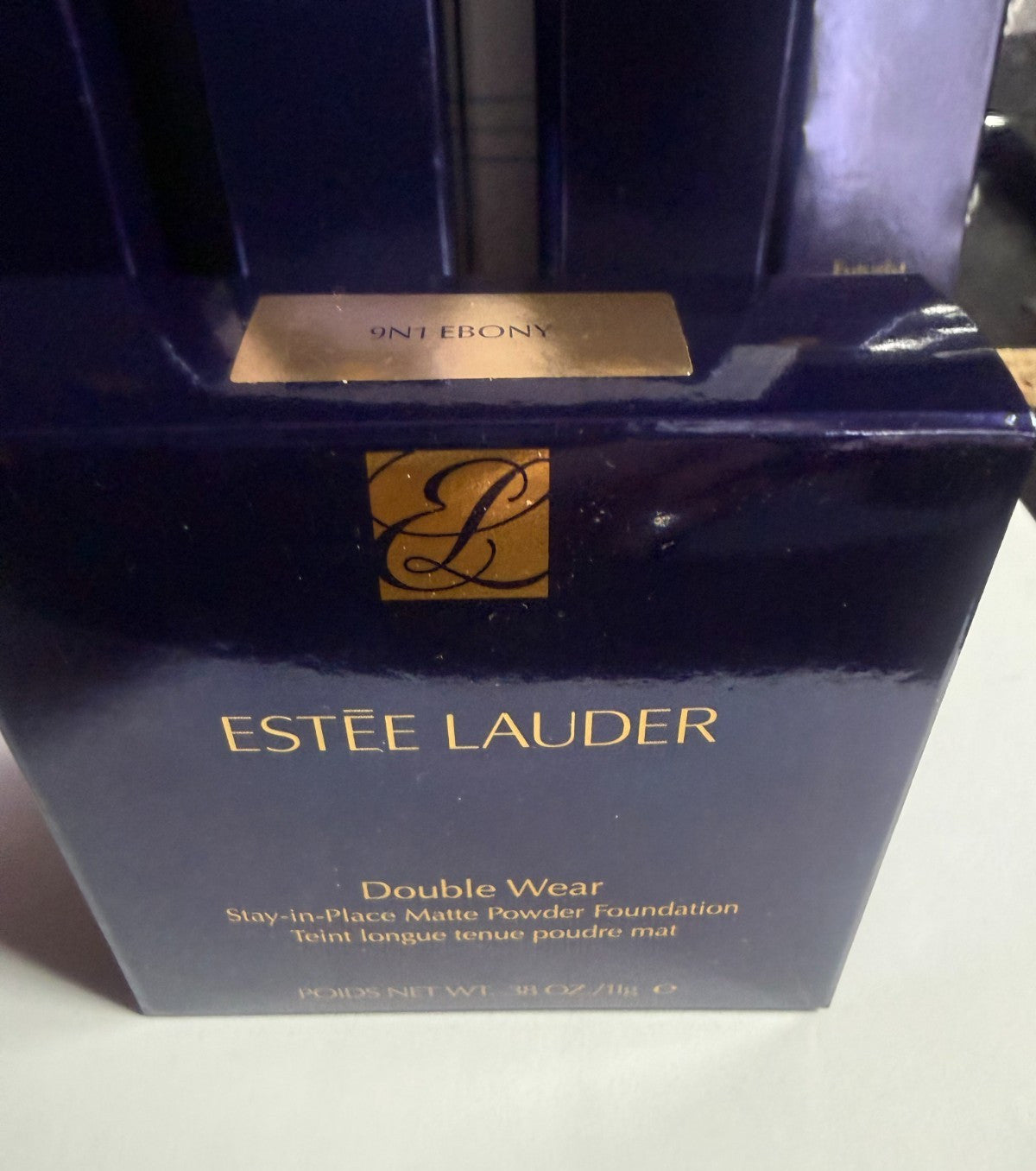 Estée Lauder Double Wear Stay-in-Place Powder Foundation 9N1 Ebony