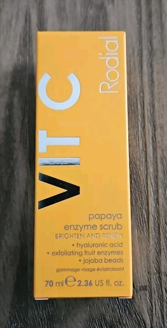 Rodial VIT C Papaya Enzyme Scrub Hyaluronic,Enzymes,Jojoba Beads 2.36