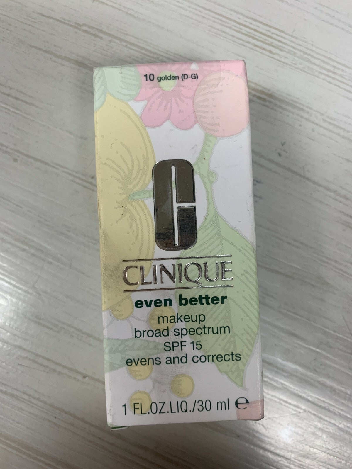 Clinique Even Better Makeup SPF 15 Broad Spectrum - Multiple Shades, New Box Damage