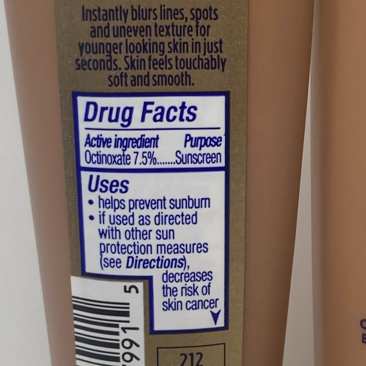 Loreal Visible Lift Blur Foundation Set - Shade #212 Classic Tan Discontinued