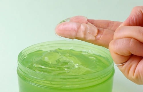 [JIGOTT] Natural Aloe Vera 100% Moisture Soothing Gel - 300 ml /