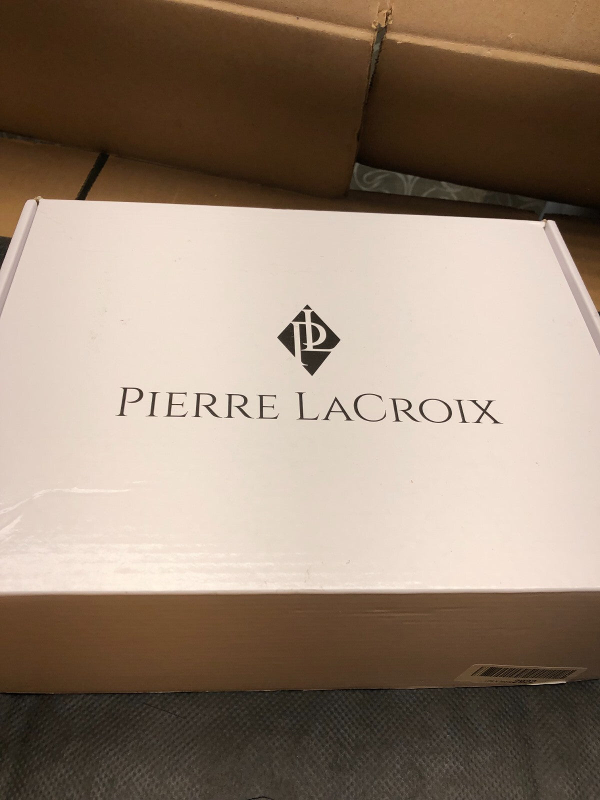 Water-Resistant Travel Toiletry Bag with Hanging Hook - Pierre Lacroix
