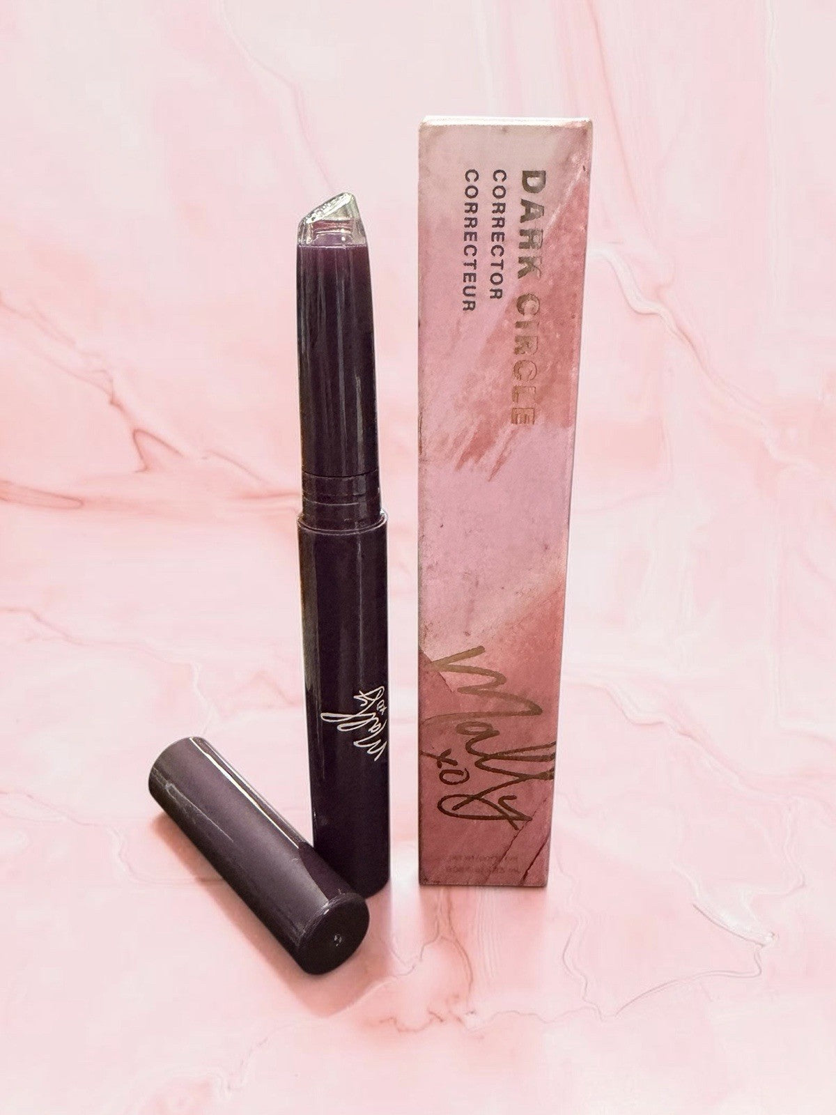Dark Circle Corrector and Eye Brightener Wand - Hydrating Concealer Light Lighter