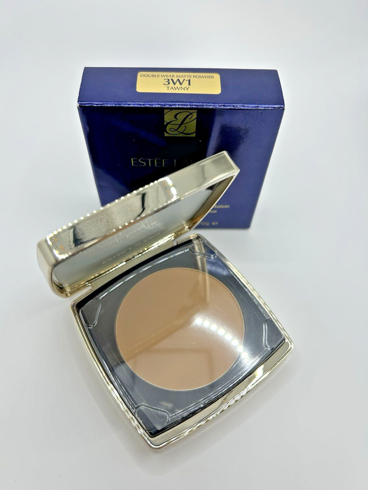Estee Lauder Double Wear Matte Powder Foundation with Shade Selection