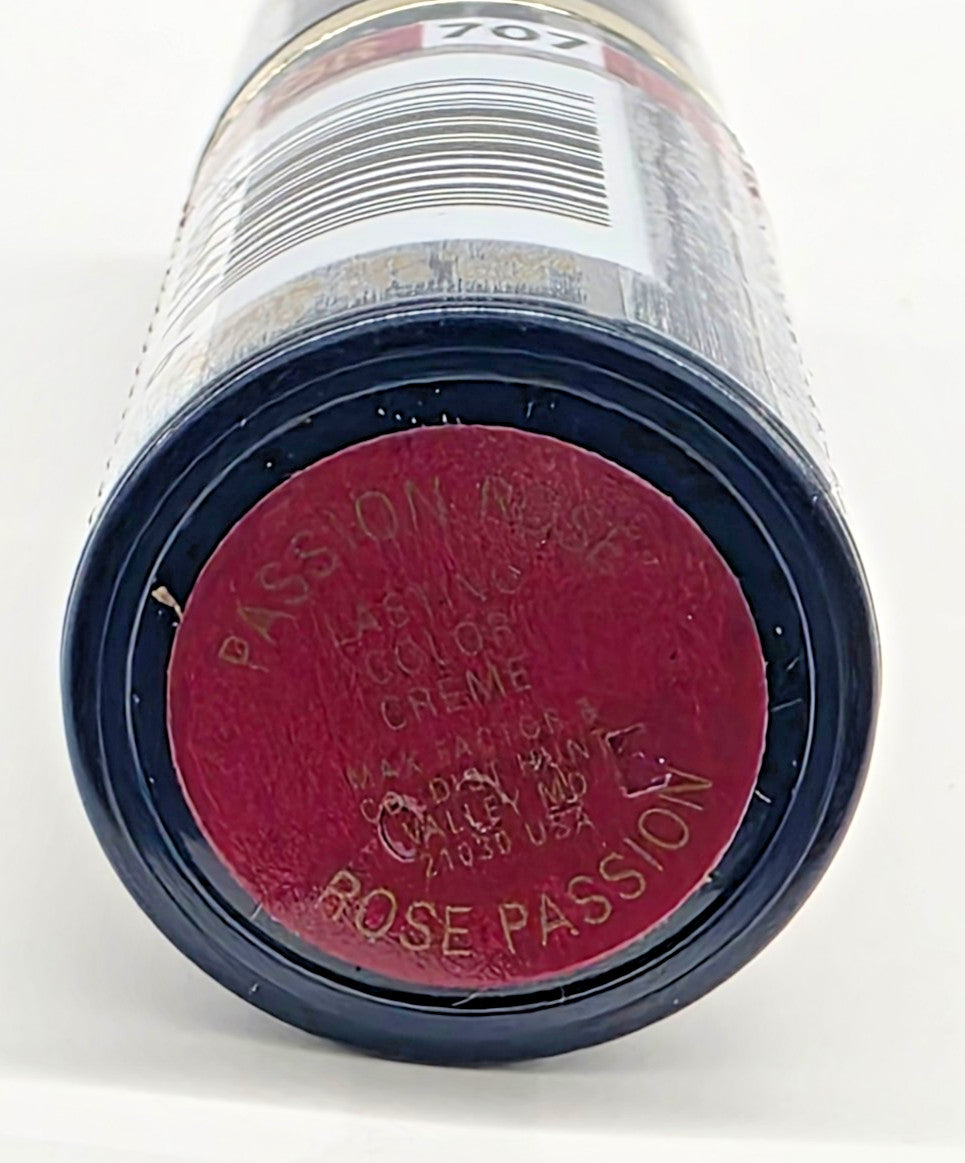 Long-Lasting Lipstick in Passion Rose - Bright, Durable Color