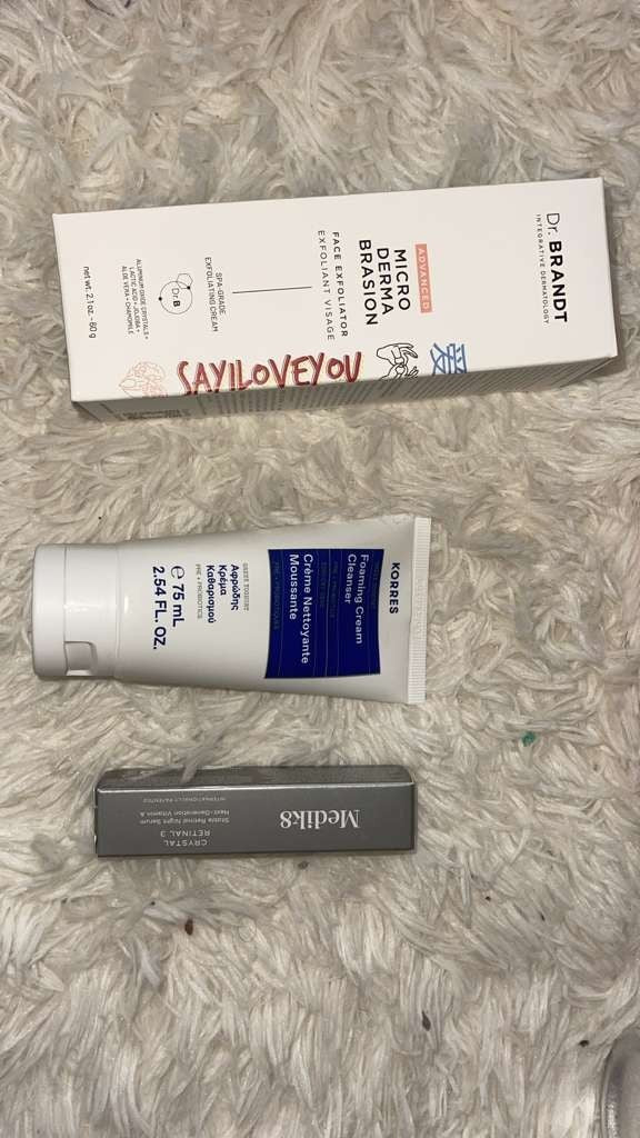 Skincare and Beauty Gift Set with SPF, Retinol, Cleanser, Haircare & Masks